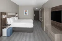 Holiday Inn Express & Suites MIDLAND LOOP 250 by IHG