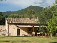 Borgo Della Marmotta فنادق في تريفي