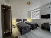 Gostinitsa Avrora Hotel