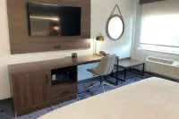 La Quinta Inn & Suites by Wyndham Springdale Hotels in Springdale