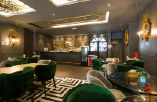 Zetter Suites @ Cameron