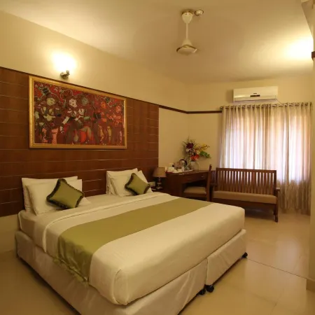 Srivar Hotels