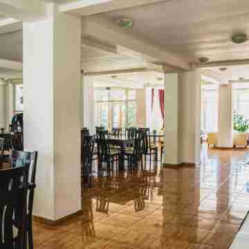 Hotel Eden Dining/Meeting Rooms