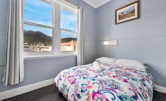 Empire Hotel Queenstown - Hizvo