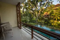 Labak River Hotel by Eps - Infinity Pools