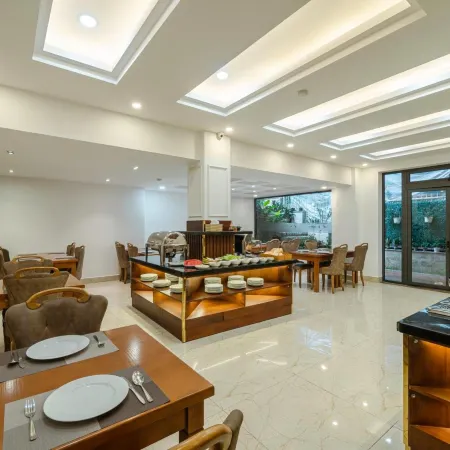 TTR Moonstone Apart Hotel