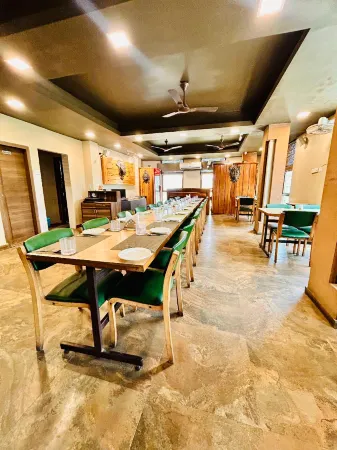 The Candlewood Park Beach Resort