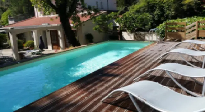 克洛斯杜魯酒店 盧河畔拉科爾酒店