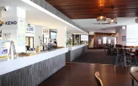 Gladstone Reef Hotel Motel - bar
