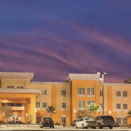La Quinta Inn & Suites by Wyndham Jourdanton - Pleasanton