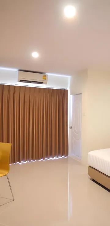 ห้องสแตนดาร์ด เตียงใหญ่ 1 เตียง