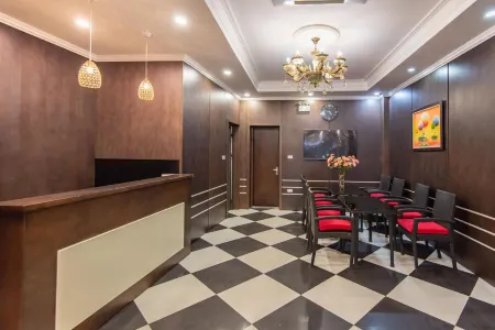 Coco Hanoi Hotel Отели рядом с достопримечательностью «Lang Pagoda»