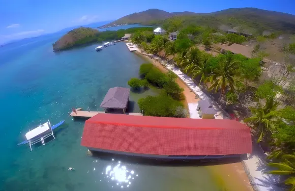 琴多南潛水和海灘度假村