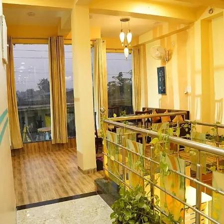 Hotel Mahishmati Palace