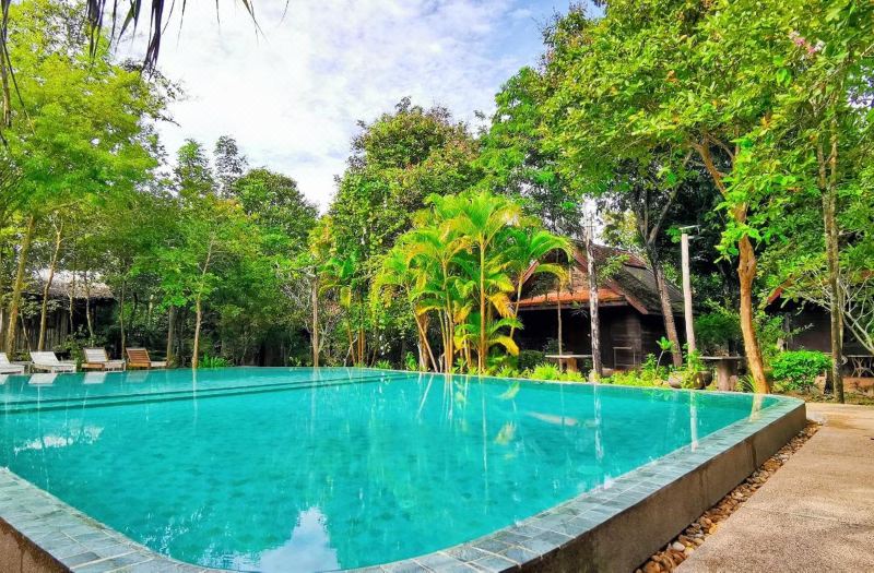 Palm Village Resort & Spa photo 2