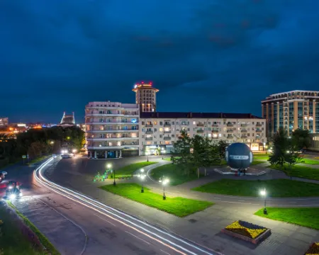 Mayak Korpus Irtyish Hotel オムスクのホテル