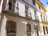 Hostal San Francisco Hotels near Nervión