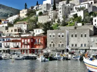 Douskos Port House Hotels in Hydra