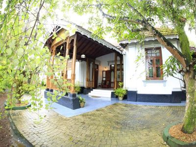 Villa 80