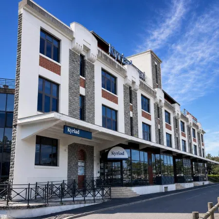 Kyriad Limoges Centre - Gare - Atrium