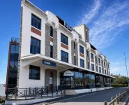 Kyriad Limoges Centre - Gare - Atrium - parking