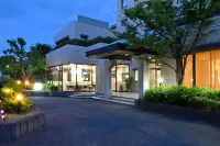 新世紀阪出酒店 - 3星級