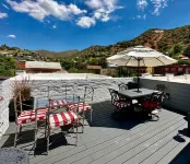 Bisbee Brownstone Suites - 3-Star