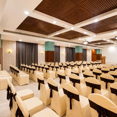 HOTEL TAMIZH GRAND