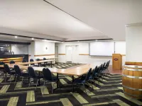 Ibis Styles Orange