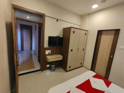 Hotel Midtown Inn Hotels in Trimbak