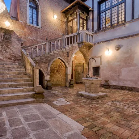 Hotel Ca' Nobile Corner Отели рядом с достопримечательностью «Дворец Грасси»