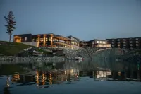 Hôtel du Domaine, Centre de villégiature et de congrès Các khách sạn ở 