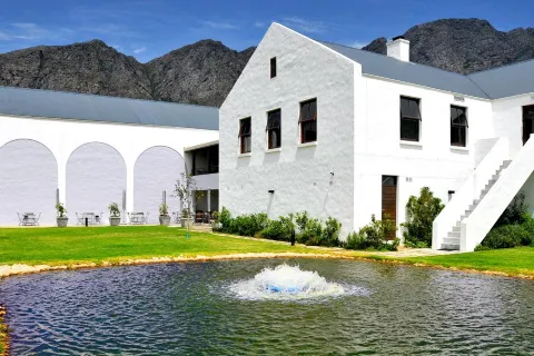 Holden Manz Country House