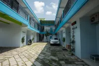 RedDoorz Syariah at Kartohardjo Madiun Hotels in Mejayan