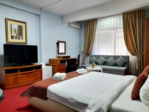 Hotel Aristocrat & Fish Restaurant Hotels in Karposh