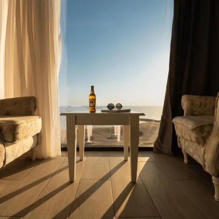 Maritimo Luxury ApartHotel
