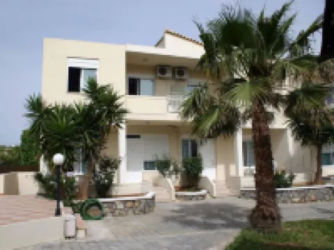 Evilion Hotel โรงแรมในStalos