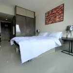 Galeri Ciumbuleuit Apartment 3 by Gezonder