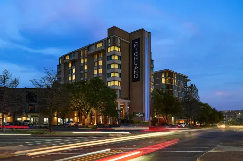 더 하이랜드 댈러스 큐리오 컬렉션 바이 힐튼 댈러스 하일랜드파크 호텔