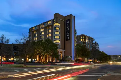 The Highland Dallas, Curio Collection by Hilton