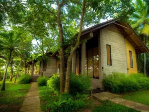 Palm Paradise Cabanas & Villas Beach Resort