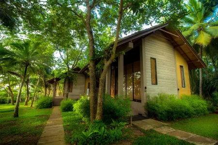 Palm Paradise Cabanas & Villas Beach Resort