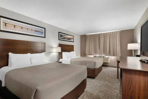 Quality Inn Columbia Mall Hotels in Grand Forks