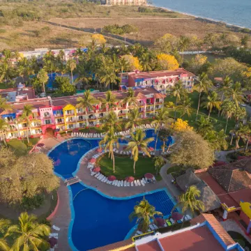 Grand Decameron Complex Bucerias, A Trademark All Inclusive
