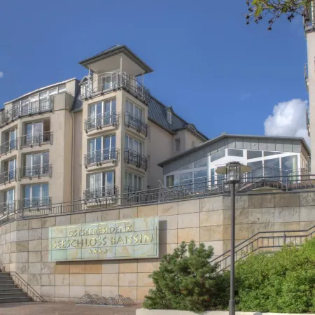 Seetelhotel Ostseeresidenz Bansin Mit Pool Und Unmittelbarer Strandnähe
