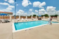 Motel 6 Cleburne, TX - Pools