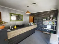 Town House Motor Inn Hotels in Horsham
