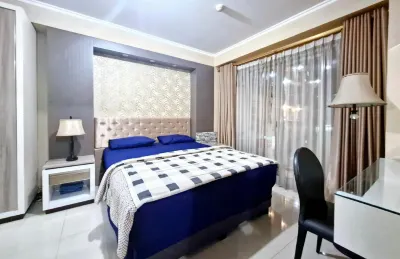 High Livin Apartment Pasteur Hotels in Sukaraja