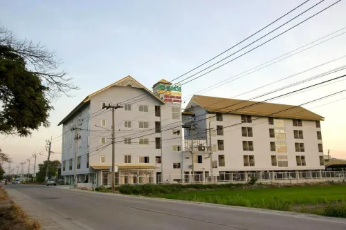 AA Resort Hotel Các khách sạn ở Bang Bua Thong