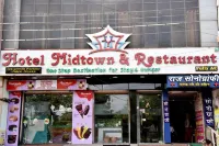 Hotel Midtown & Restaurant Hotels in Bagar